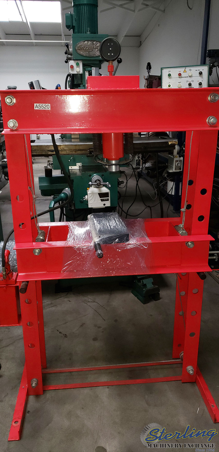 Used Grizzly Air/Hydraulic Shop Press Air Presses Sterling Machinery