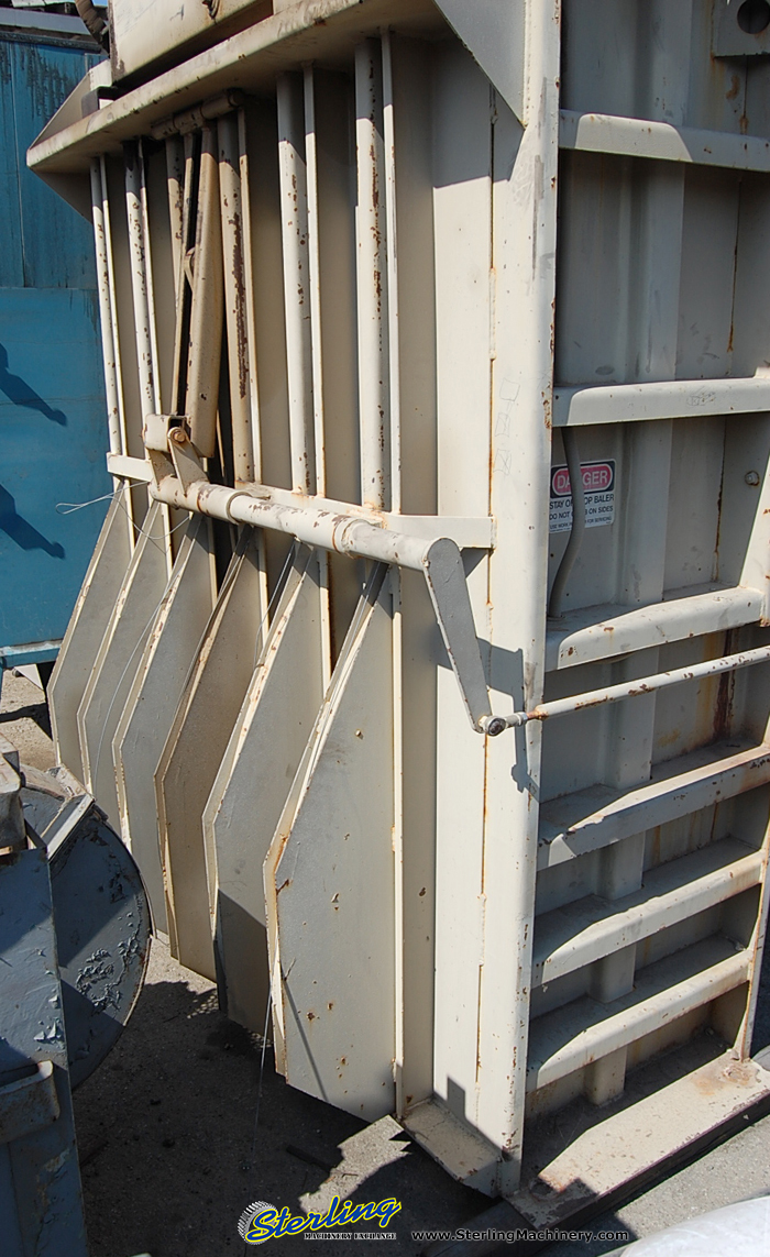 Used Marathon Hydraulic Vertical Baler - Bailers/Compactors Sterling