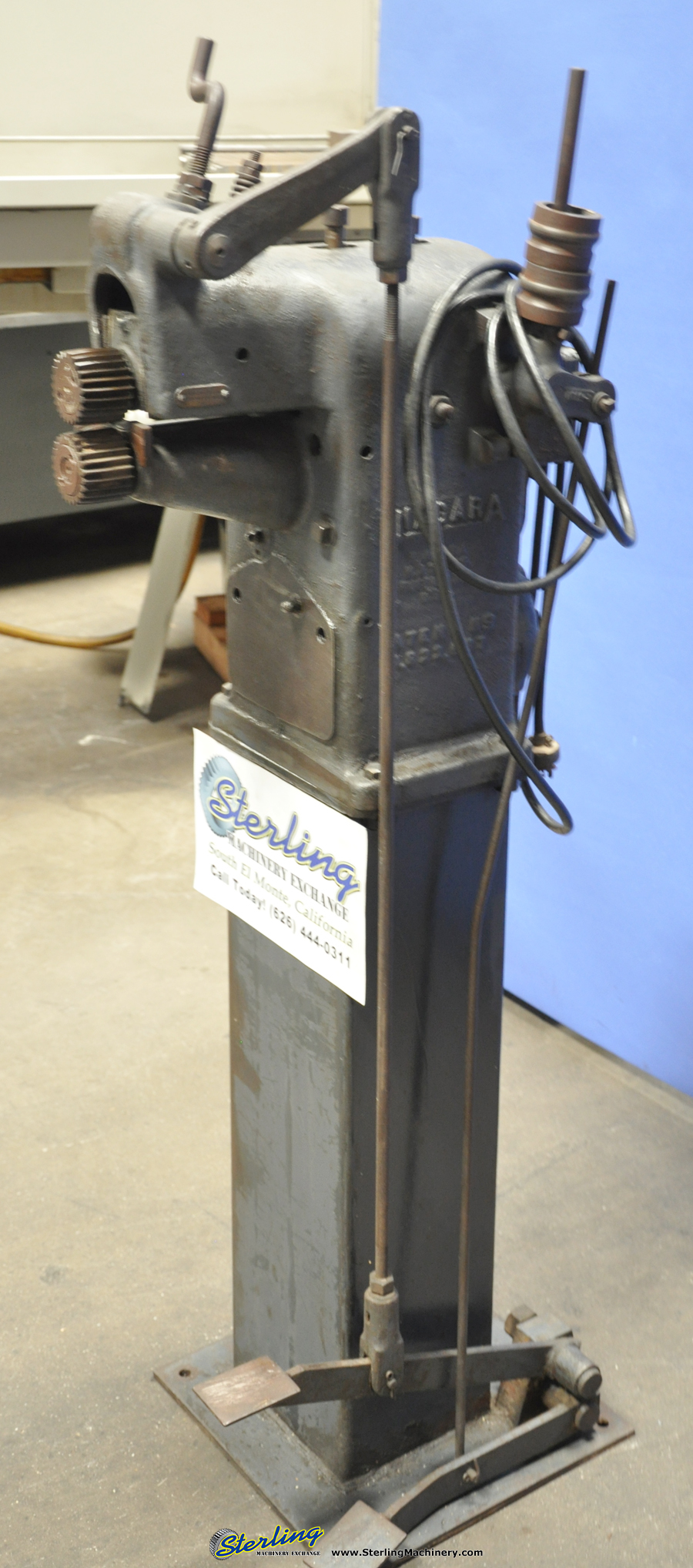 Used Power Niagara Crimper & Beading Machine Crimper & Beader