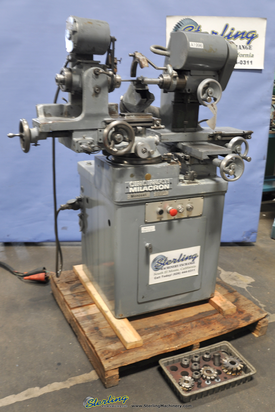 Used Cincinnati Monoset Tool Cutter Grinder - Tool 