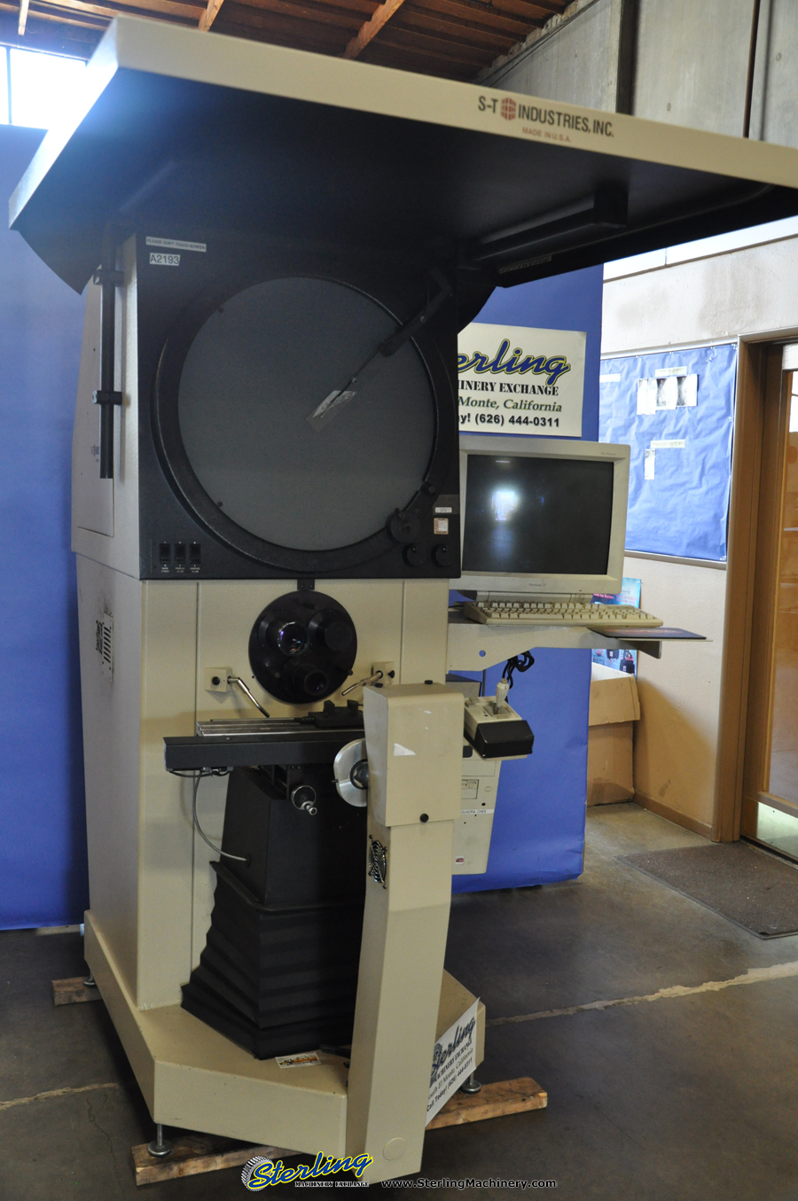 Used ScherrTumico 24" Erect Image Horizontal Beam Optical Comparator