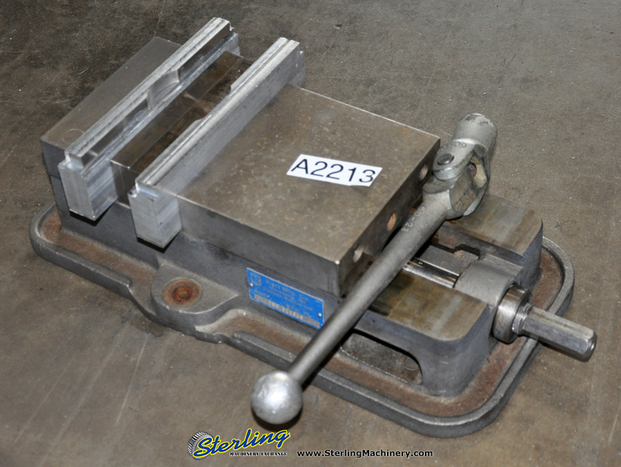 Used-Nikon-busto-V-16D-A2213-01