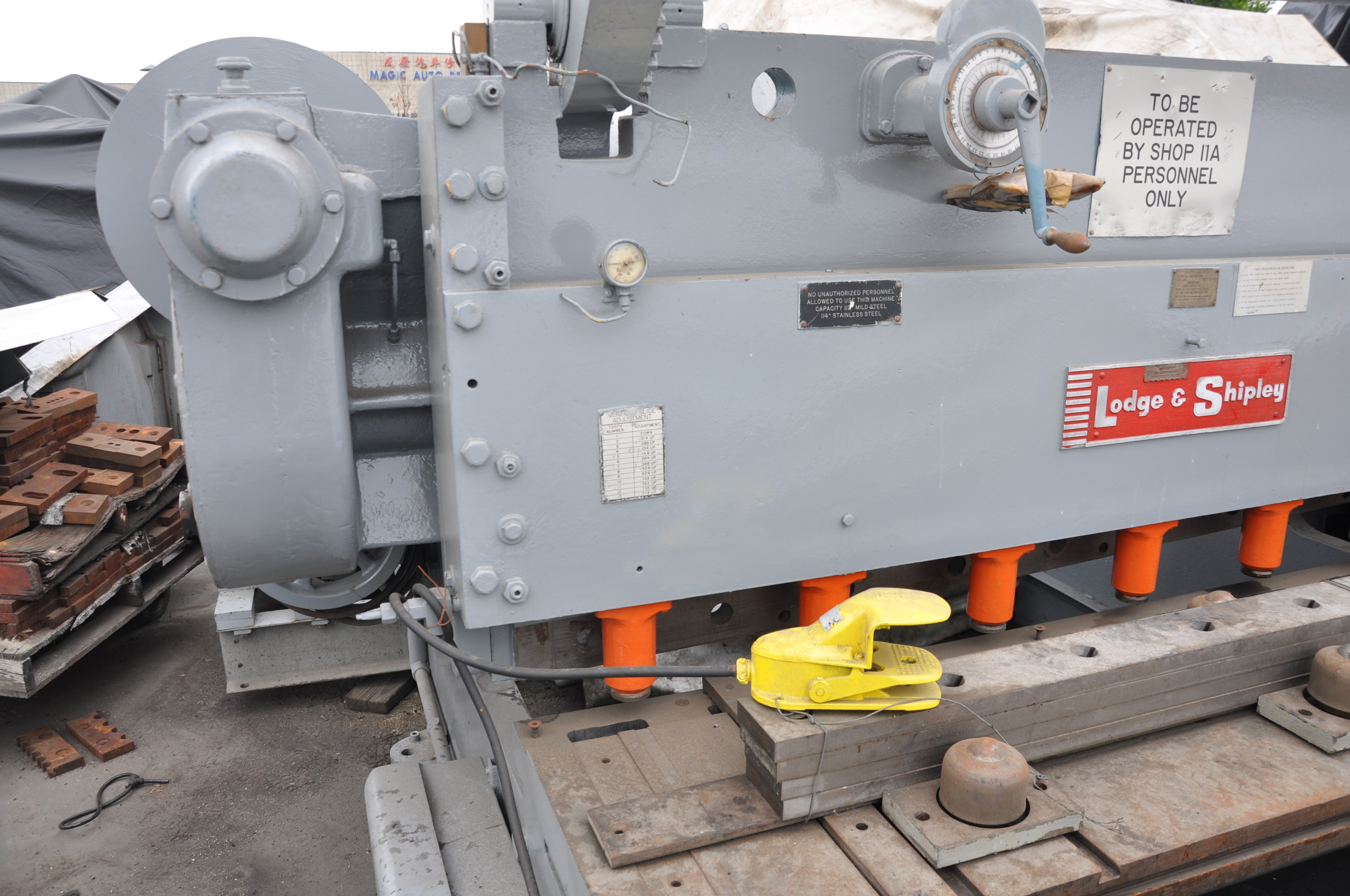 Used-Lodge & Shipley-Used Lodge & Shipley Power Squaring Shear-0806-A2834-014