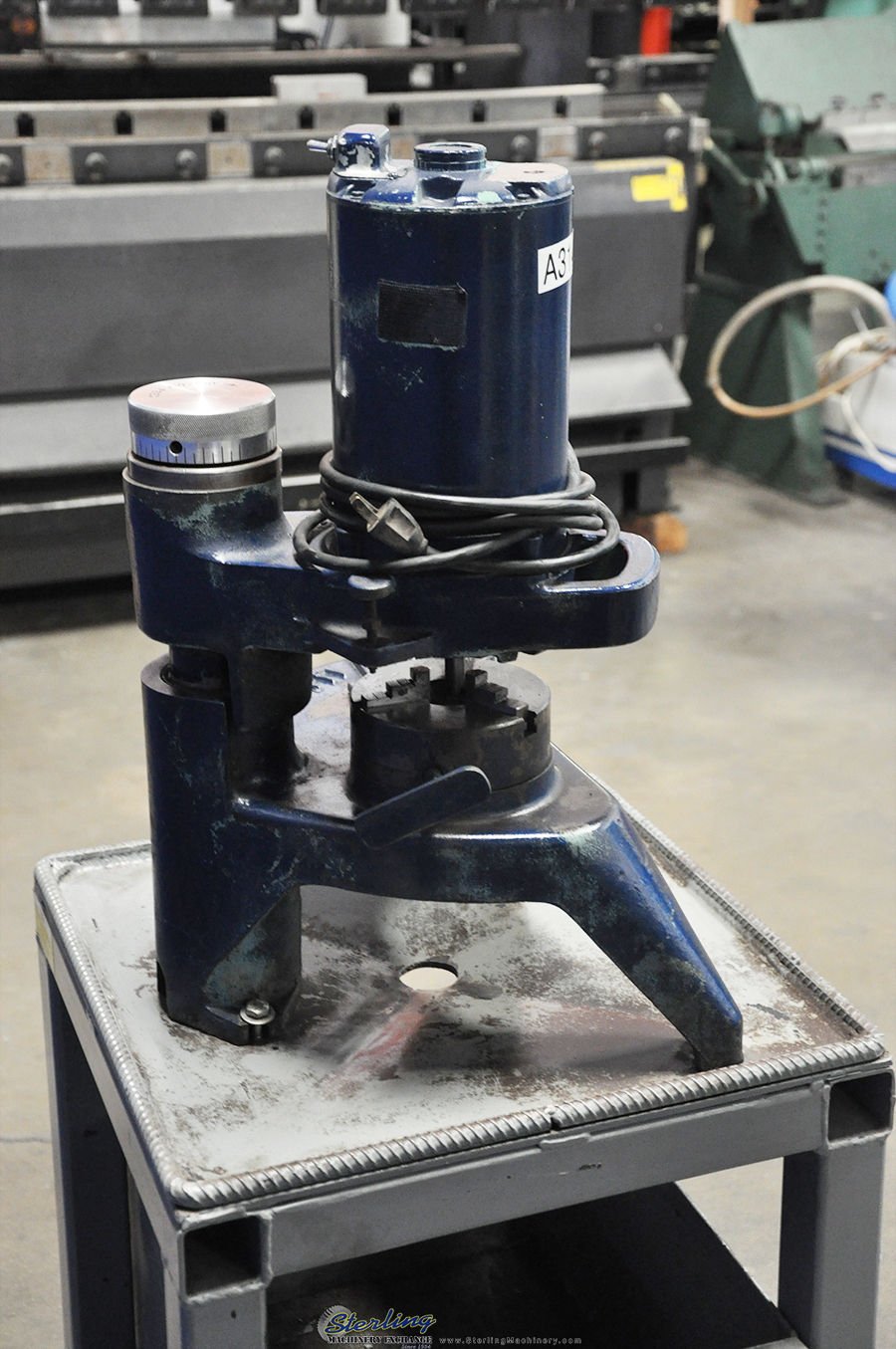 For Sale 5" Used Strippit Bench Type Portable Tool and Die Punch & Die