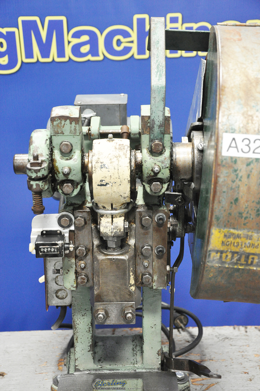 Used-Benchmaster-Used Benchmaster Punch Press-152-A3214-06
