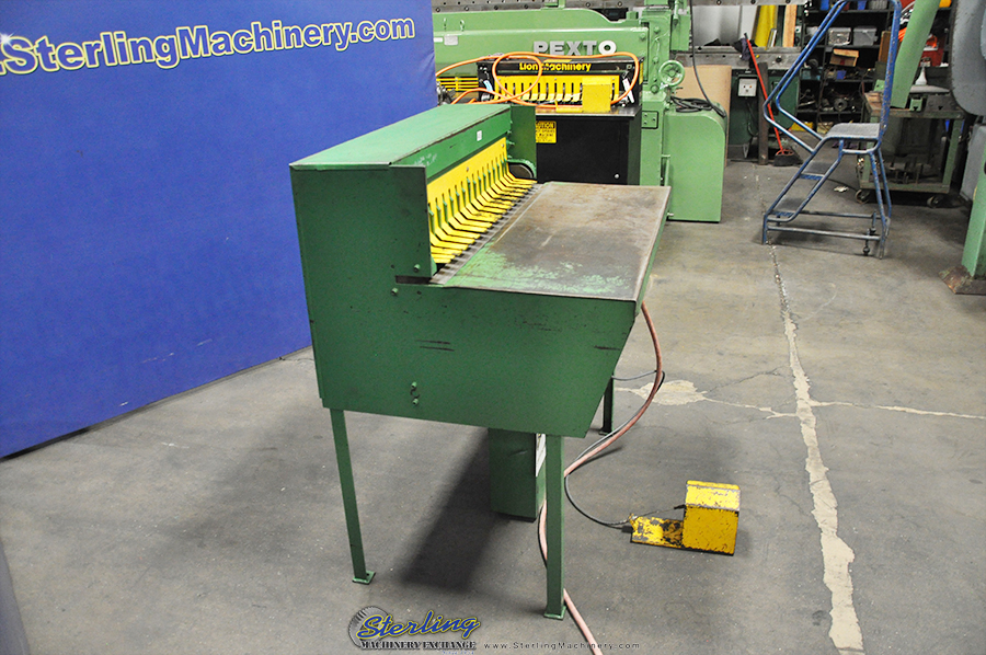 Used-LION-Used Lion Open Throat Cleat Folder-20-36-APC-A4085-03