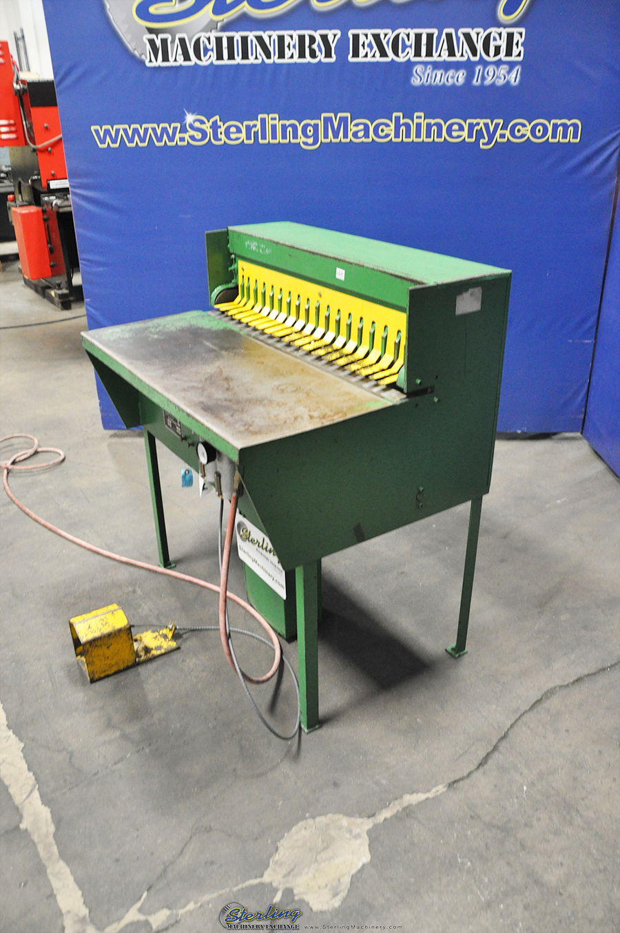 Used-LION-Used Lion Open Throat Cleat Folder-20-36-APC-A4085-019