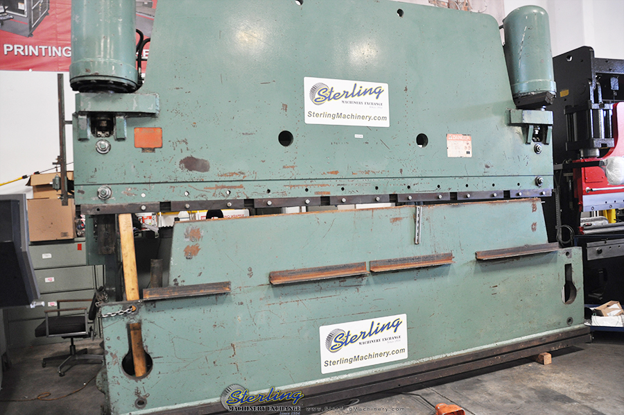 Used-Pacific-Used Pacific Heavy Duty Hydraulic Press Brake-300-14-A4348-02