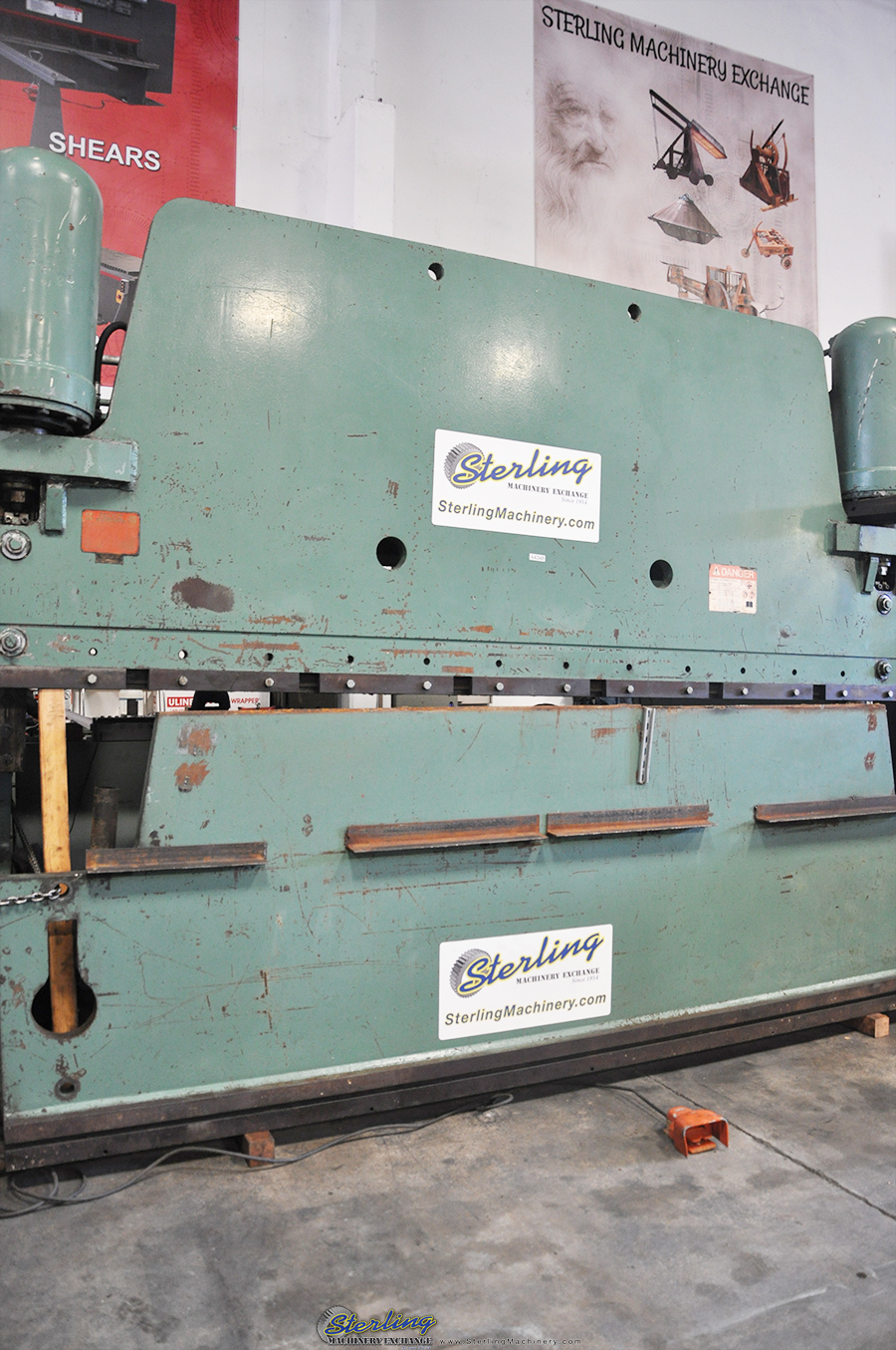 Used-Pacific-Used Pacific Heavy Duty Hydraulic Press Brake-300-14-A4348-011