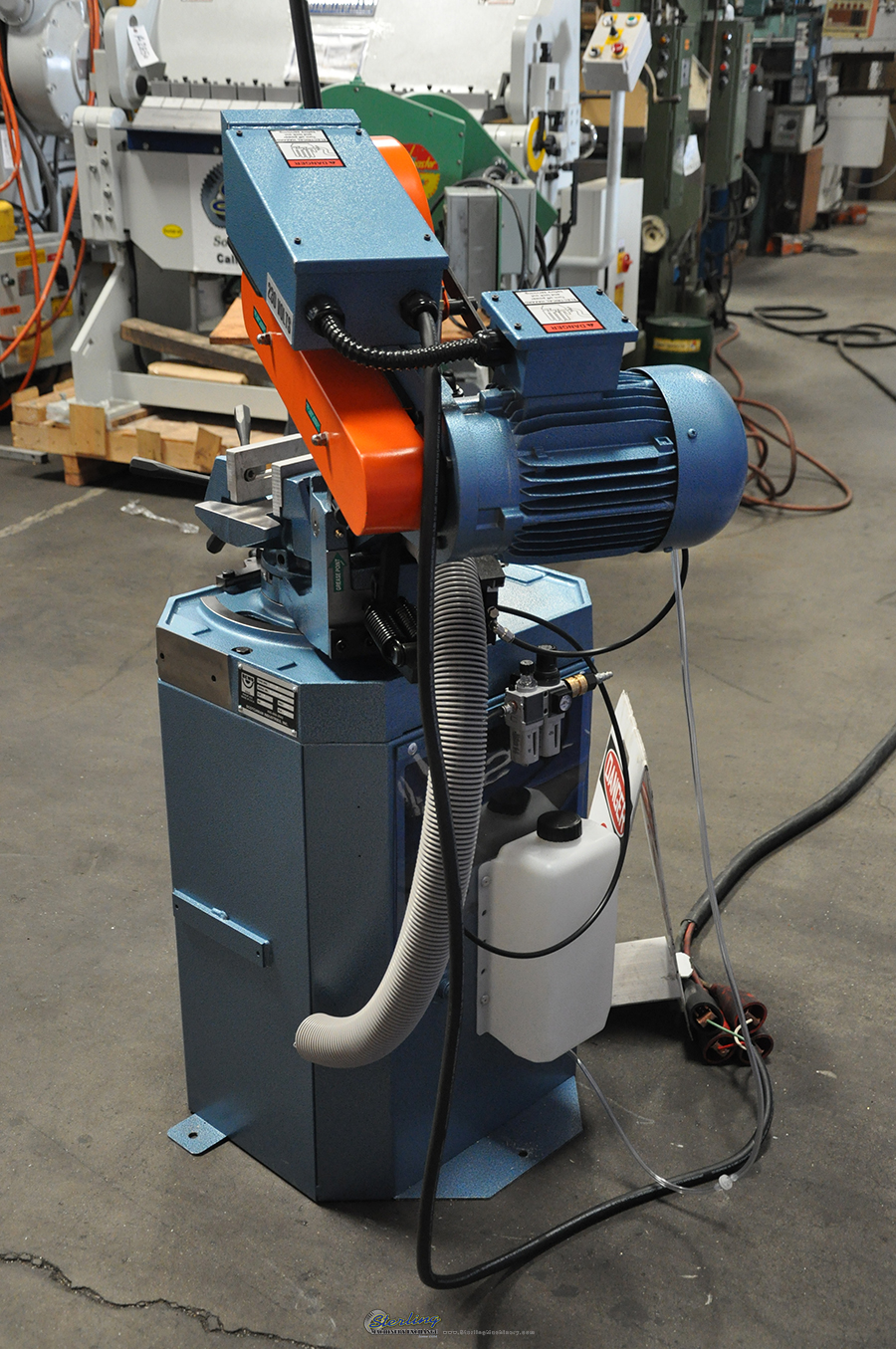 New Scotchman (NON-FERROUS, MANUAL VISE AND MANUAL DOWN FEED) Circular