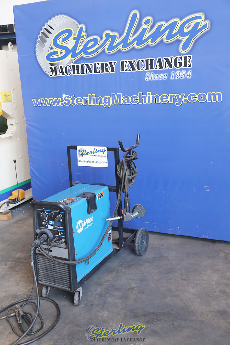 Used Miller Millermatic Pulser Wire Mig Welder with Spoolmate Spool Gun