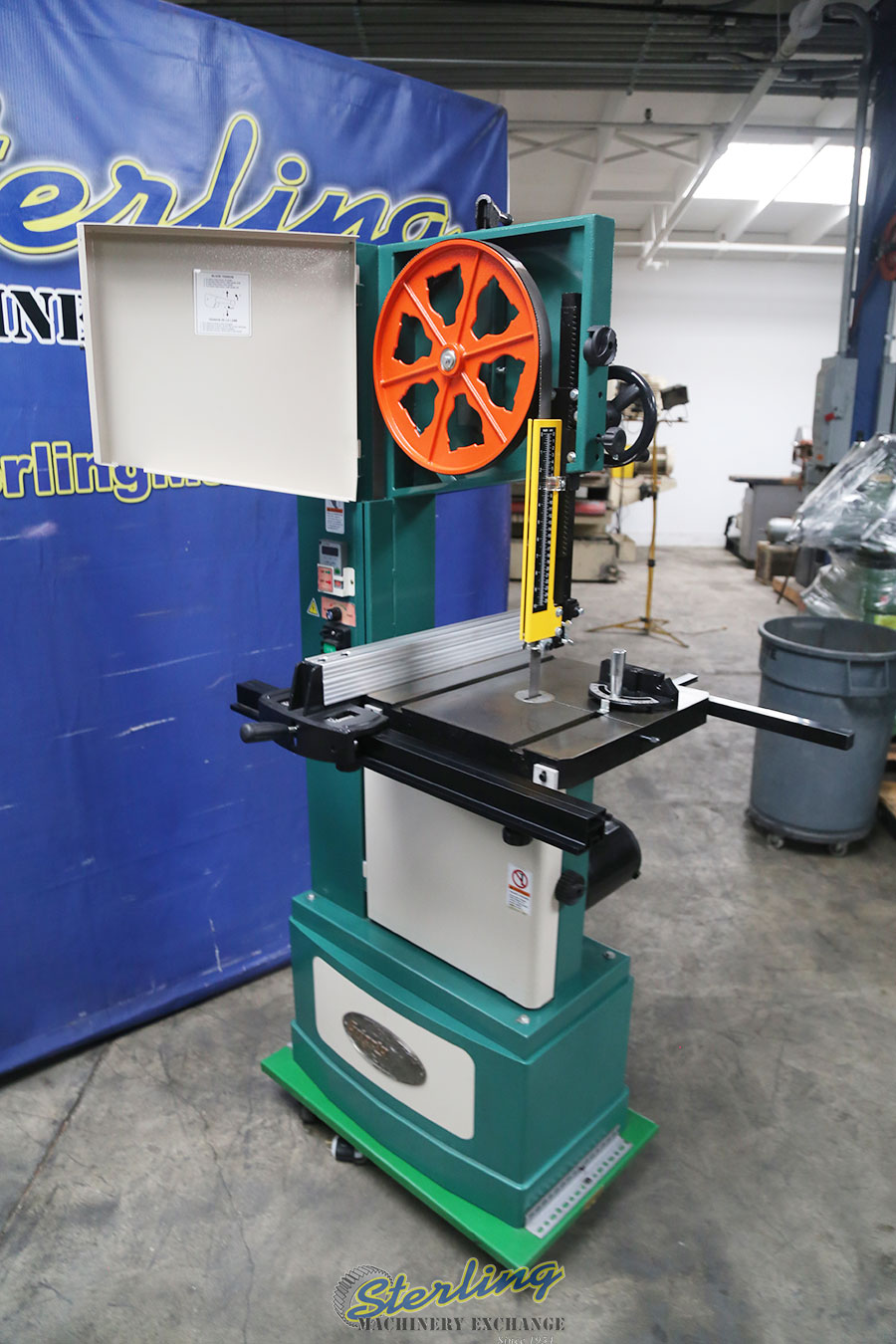 Used Grizzly Wood or Metal Vertical Bandsaw Woodworking Saws