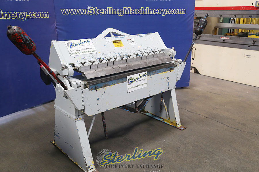 Used Chicago Heavy Duty Finger Brake "Made In America" Box & Pan/Hand