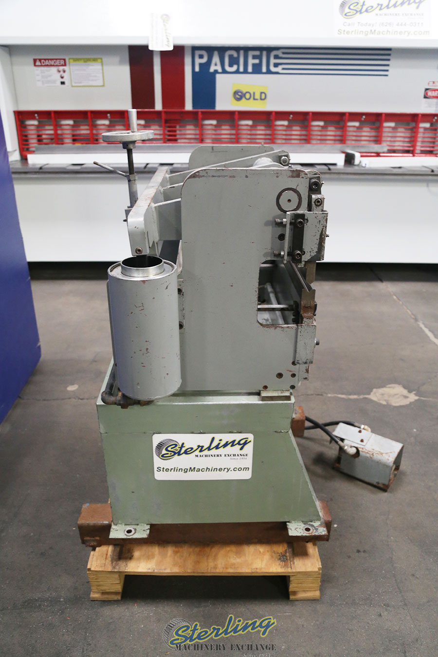 Used Bantam Pneumatic Press Brake Air/Pneumatic Press Brake