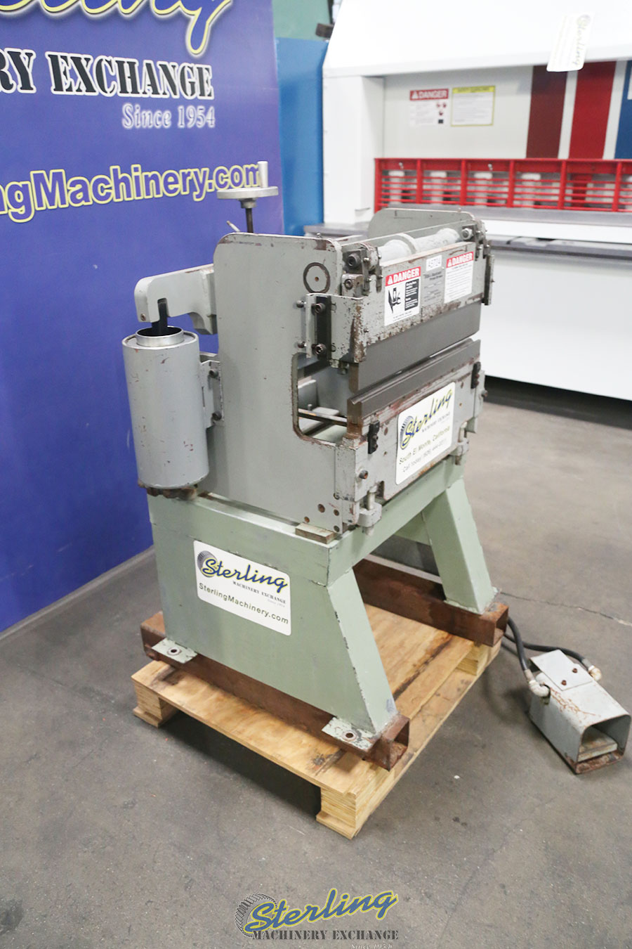 Used Bantam Pneumatic Press Brake Air/Pneumatic Brake Press