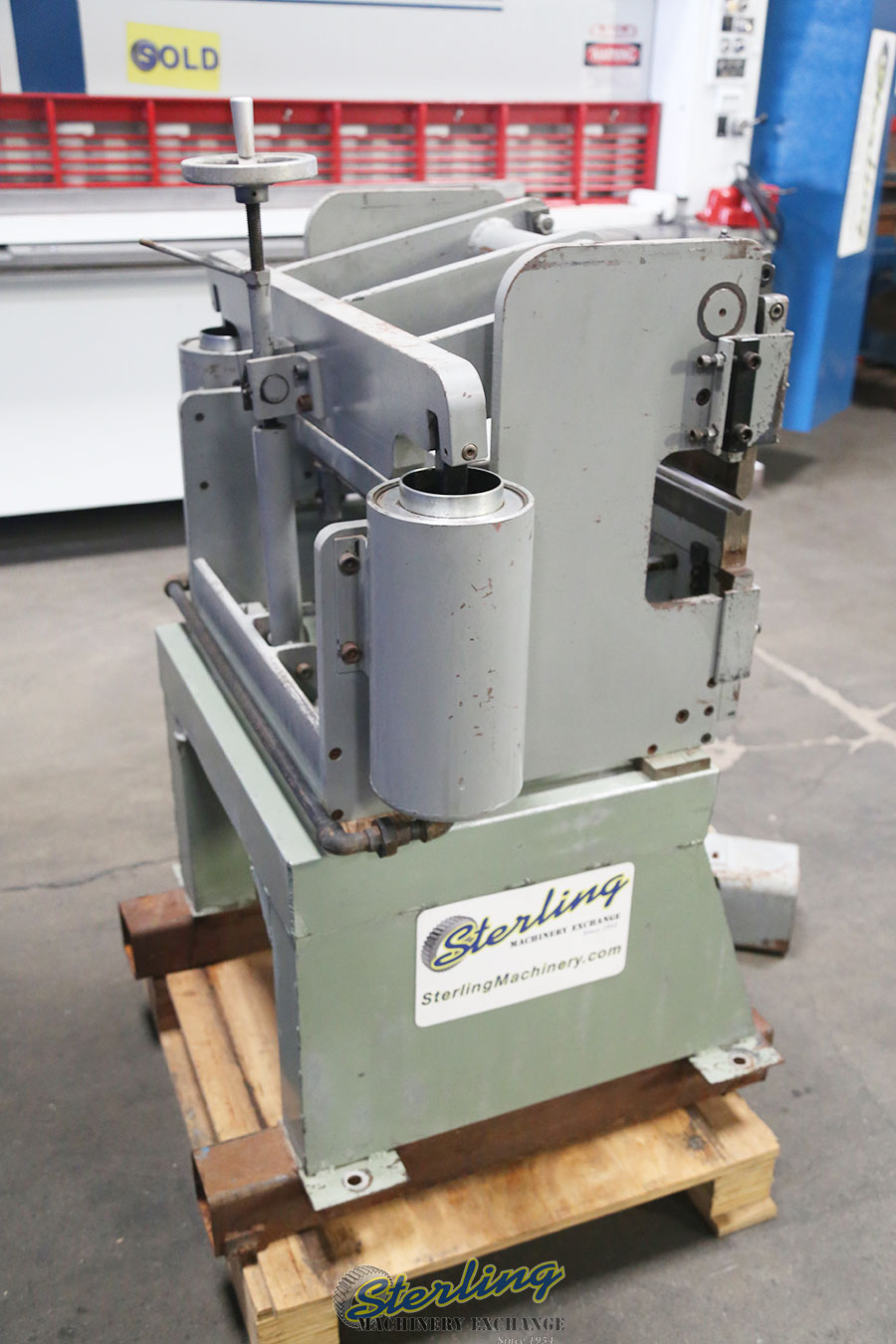 Used Bantam Pneumatic Press Brake Air/Pneumatic Brake Press