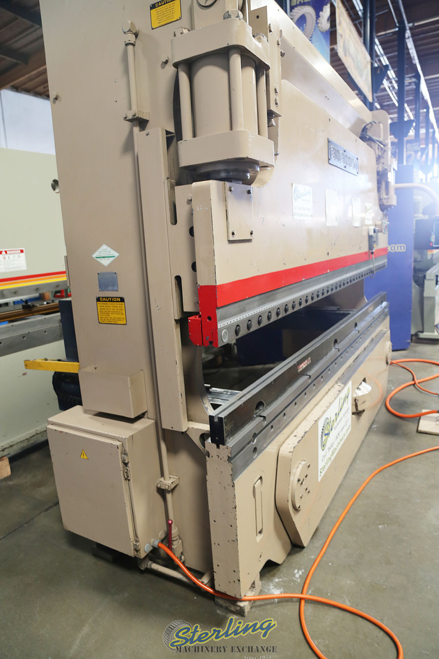 For Sale 135 Ton x 12' Used Cincinnati Form Master II CNC Hydraulic Press Brake With BRAND NEW