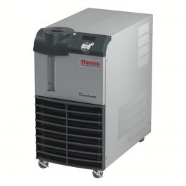 Used-Thermal Dynamics- Thermo Scientific Thermoflex 2500 Recirculating Chiller -Thermoflex 2500-A7798