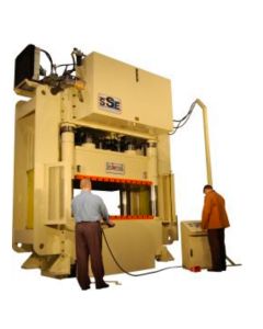 New-Beckwood-We Carry Custom Made Brand New Beckwood Hydraulic 4 Post Presses and Powder Presses-Beckwood_Hydraulic_Presses-01