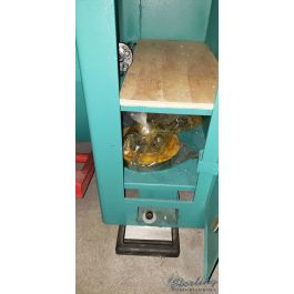 Used-Grizzly-Used Grizzly Tool Room Lathe With Tooling-G-9731-A5516