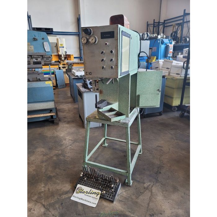 Used 6 Tons Presses , pemserter SERIES 100 Sterling Machinery