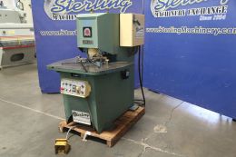 Used-Amada-Used Amada Hydraulic Notcher-CSH-220-A7133-01