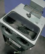 used paul & griffin sandblasting cabinetE2
